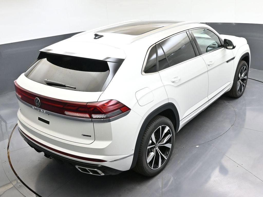 Used 2025 Volkswagen Atlas Cross Sport SEL Premium R-Line image 40
