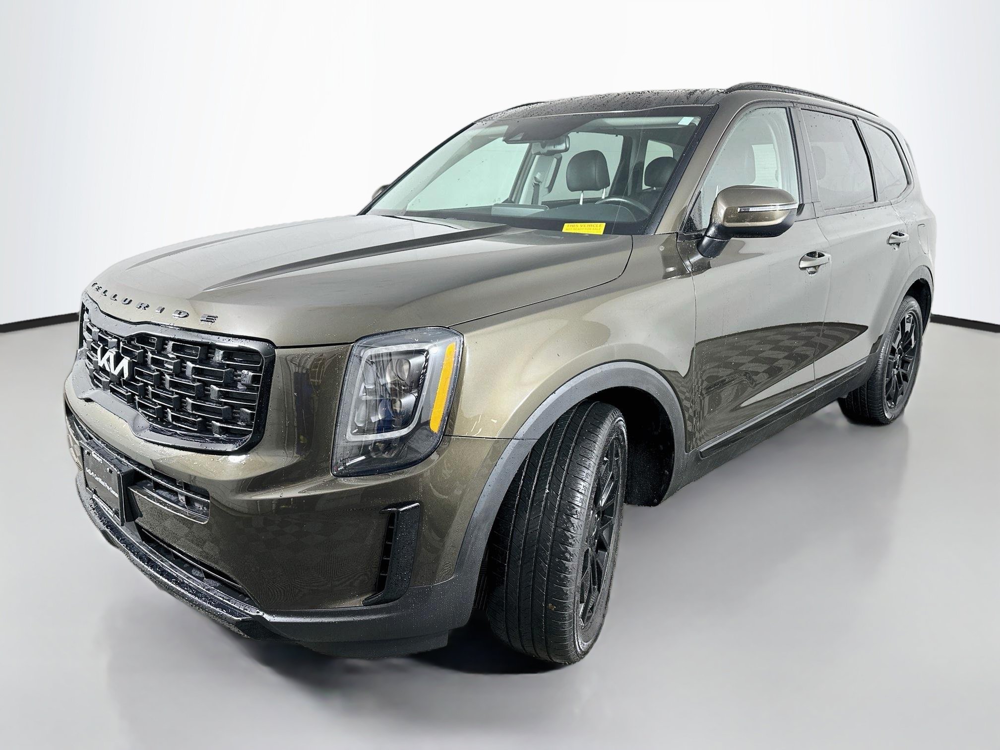 Used 2022 Kia Telluride EX w/ EX Premium Package AWD/4WD image 3