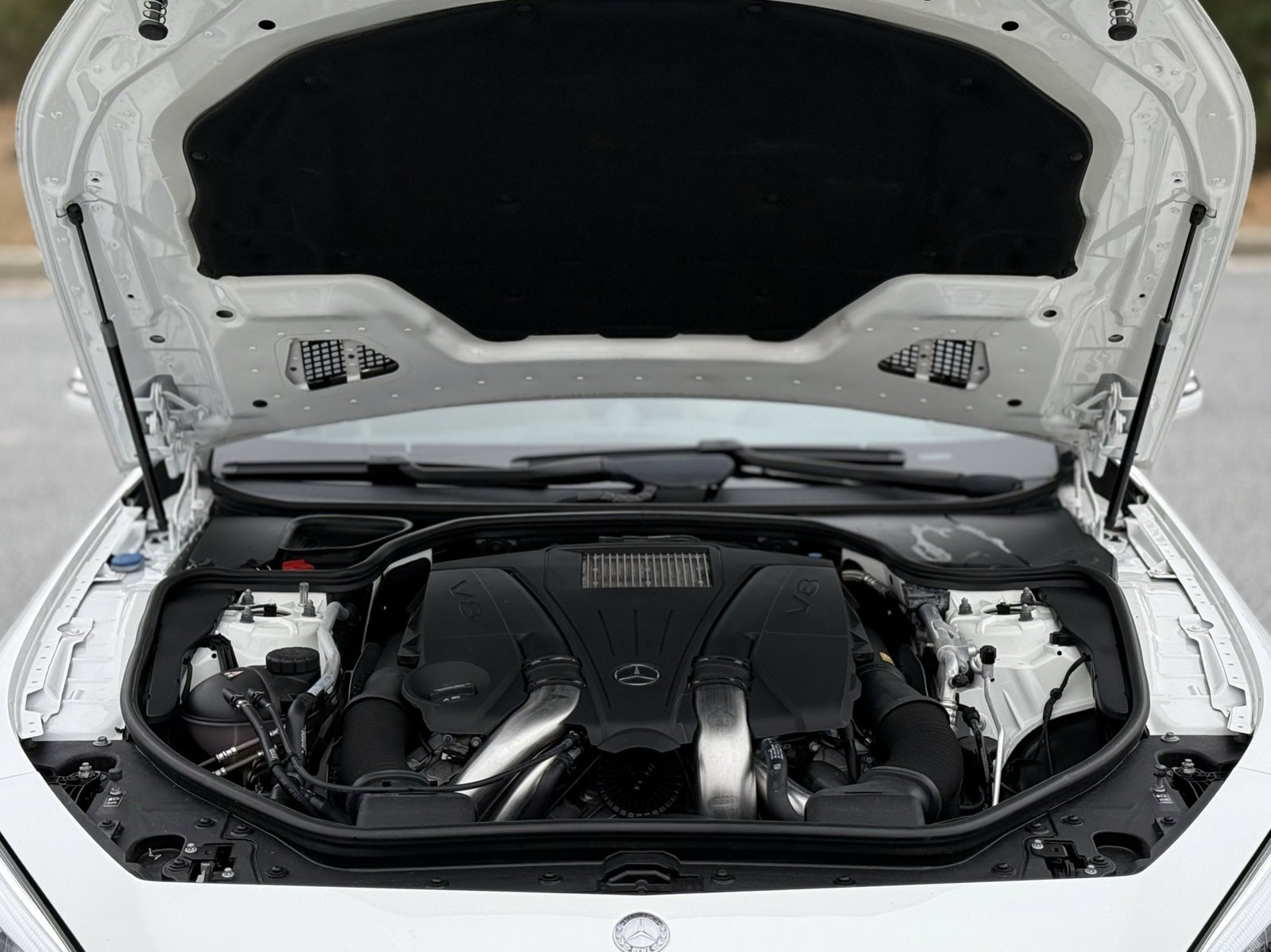 Used 2017 Mercedes-Benz SL 550 image 40