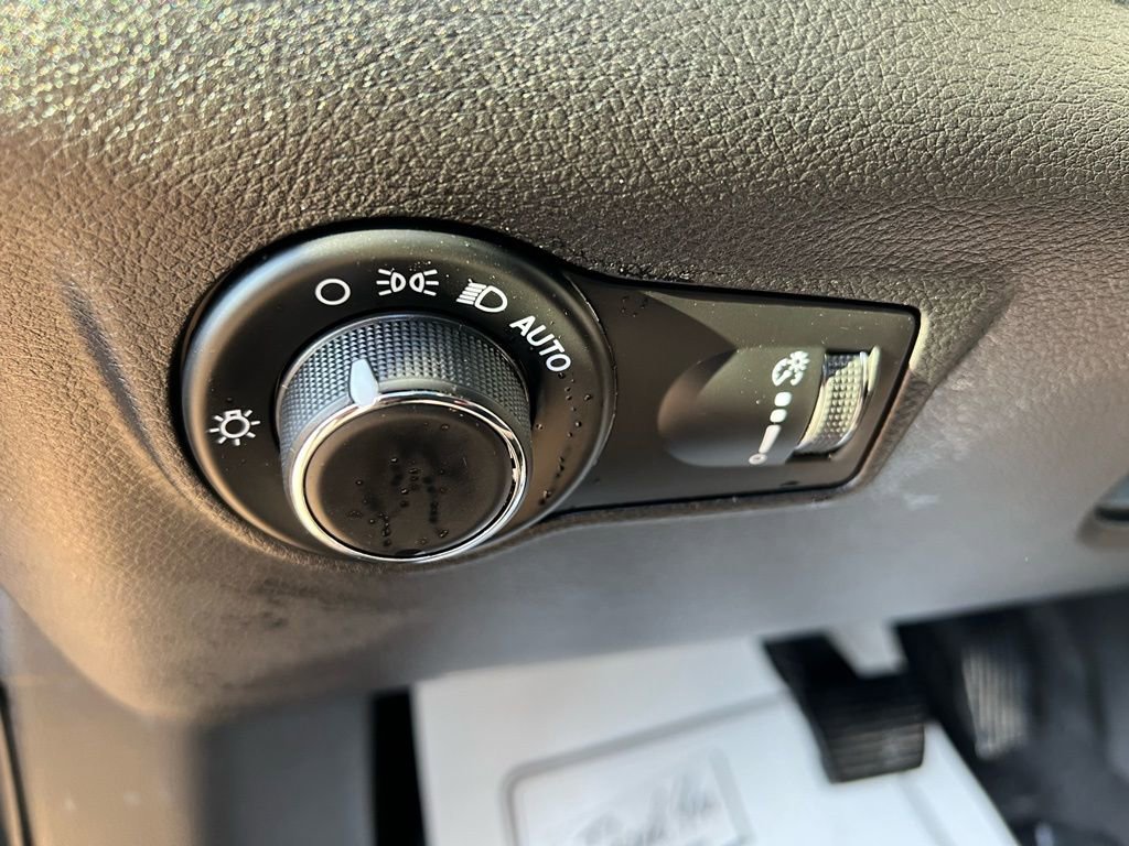 Used 2024 Jeep Compass Sport image 24