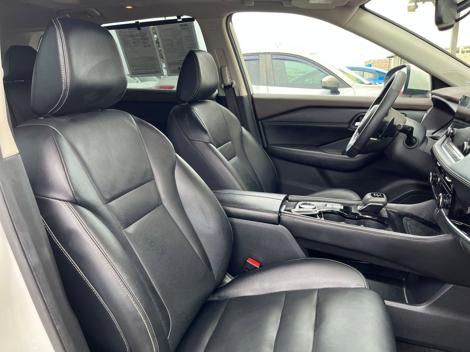 Used 2023 Nissan Rogue SL w/ SL Premium Package image 36