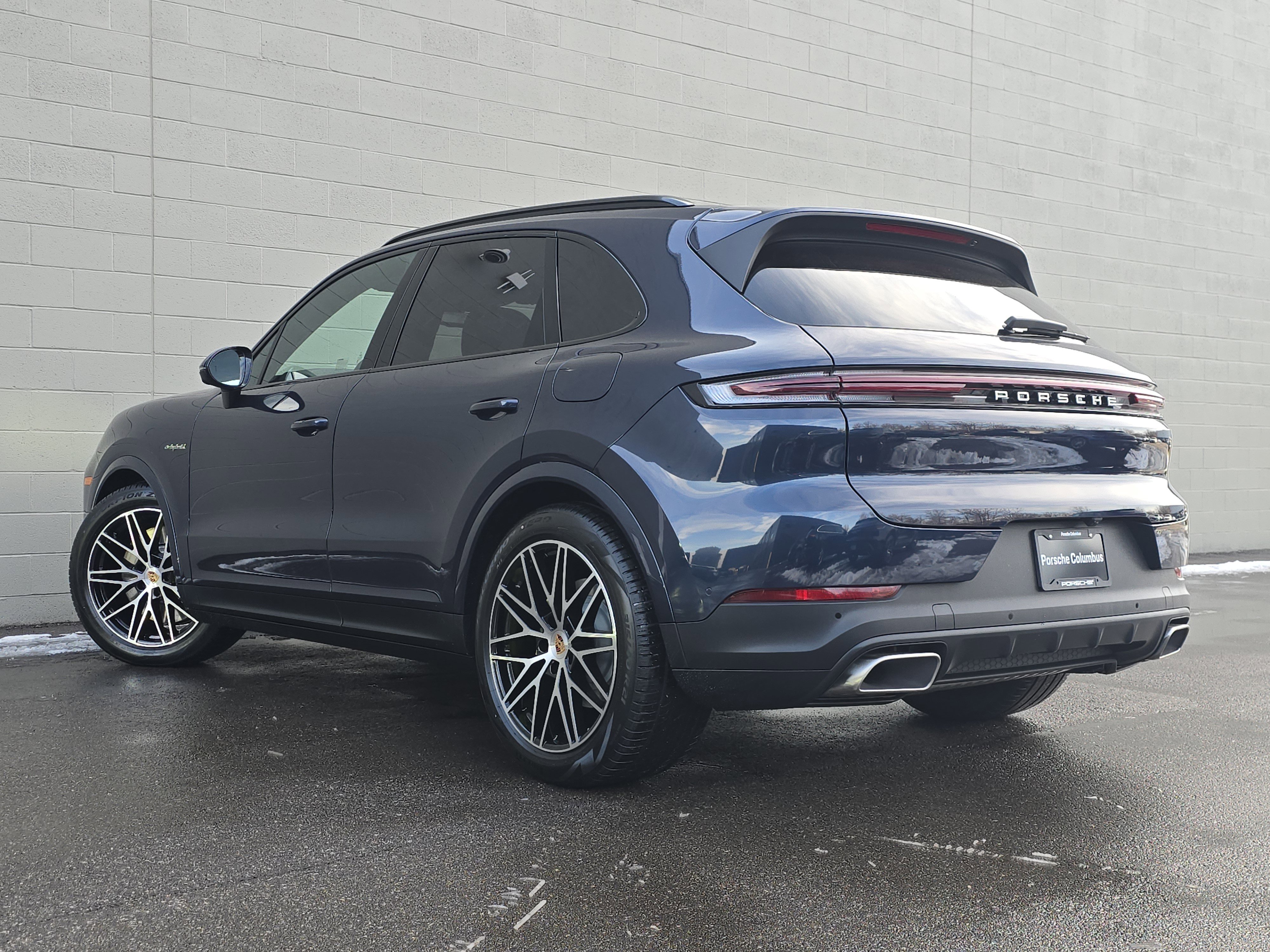 New 2026 Porsche Cayenne E-Hybrid image 3