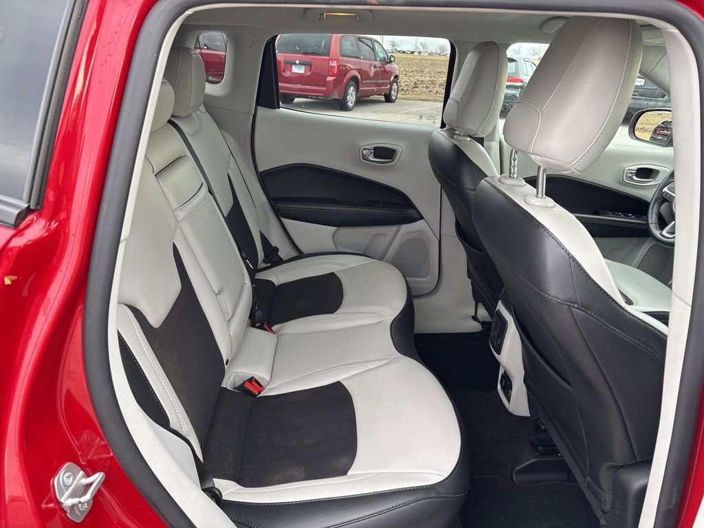 Used 2019 Jeep Compass Latitude w/ Safety & Security Group image 14