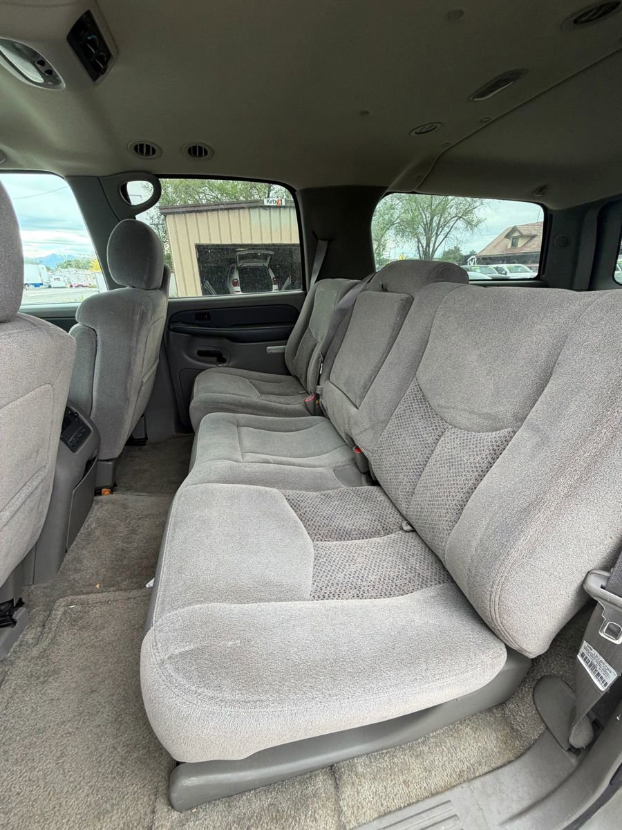 Used 2003 Chevrolet Suburban LS w/ LS Preferred Equipment Group image 21