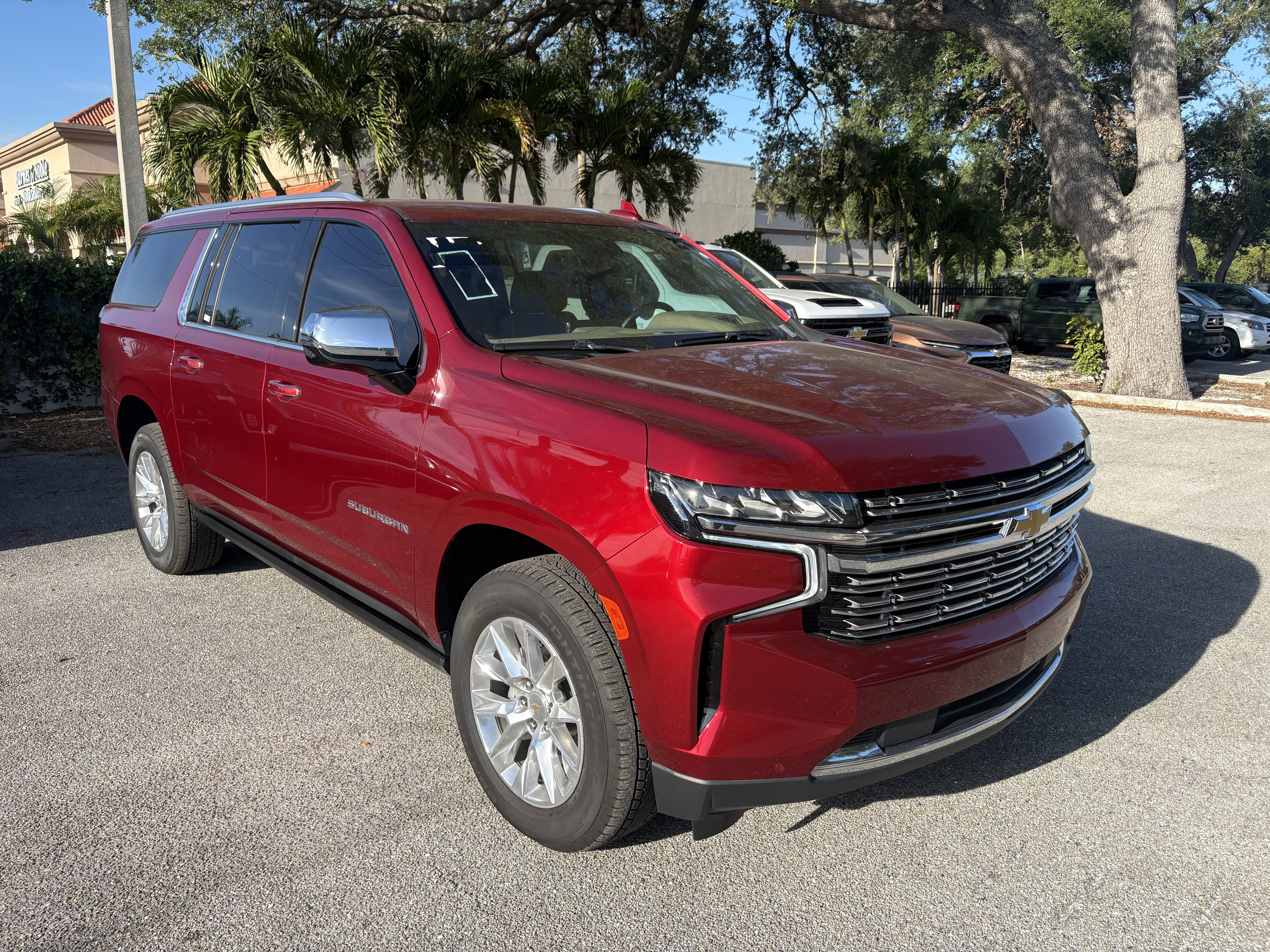 Certified 2024 Chevrolet Suburban Premier RWD image 1