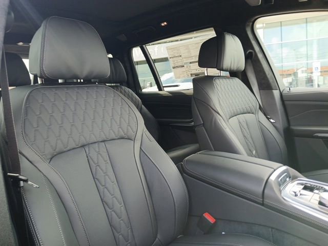 New 2026 BMW X7 M60i AWD/4WD image 19