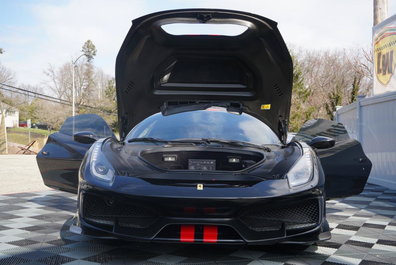 Used 2020 Ferrari 488 Pista Coupe RWD image 92