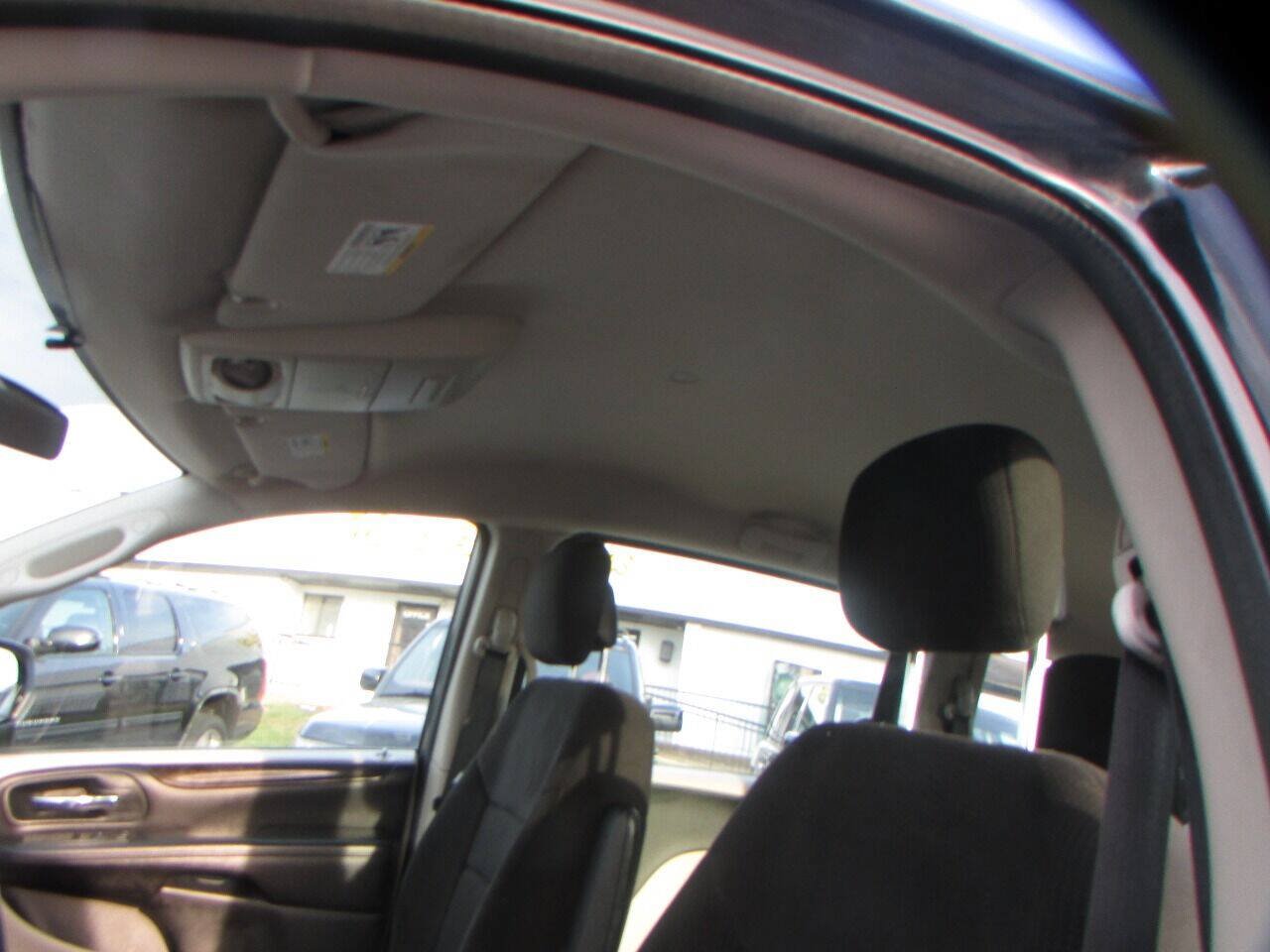 Used 2013 Dodge Grand Caravan American Value Package FWD image 45