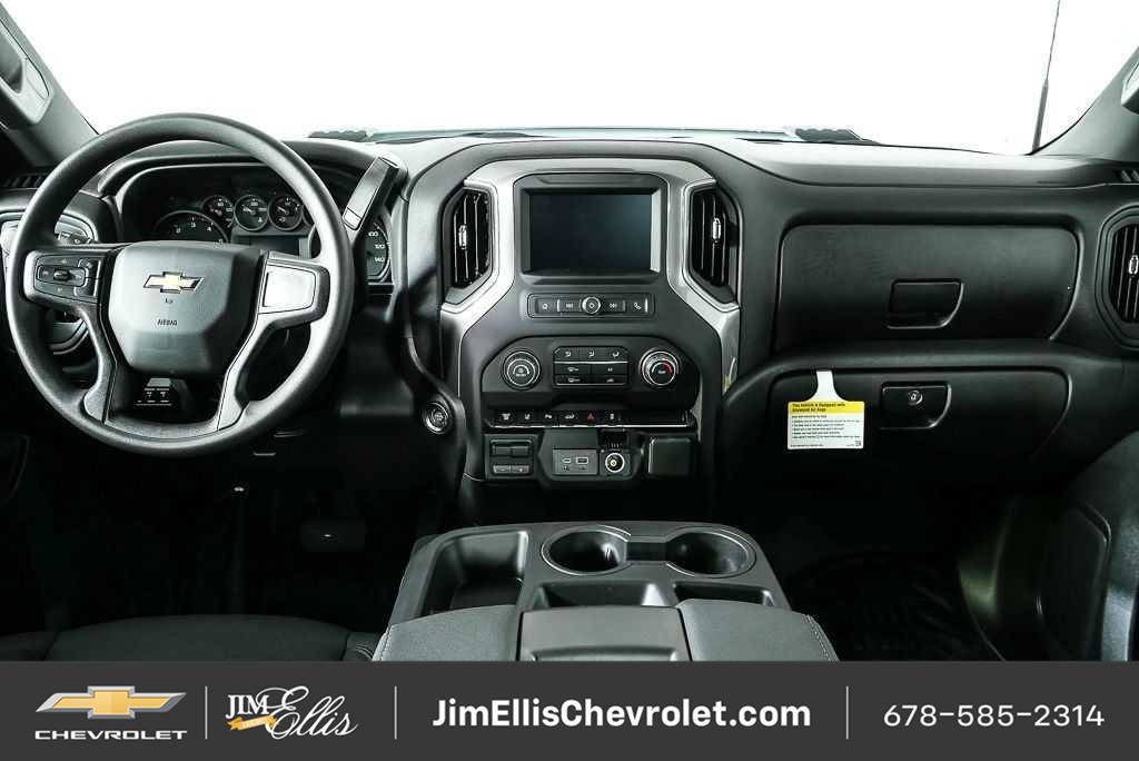 New 2026 Chevrolet Silverado 3500 W/T AWD/4WD image 18