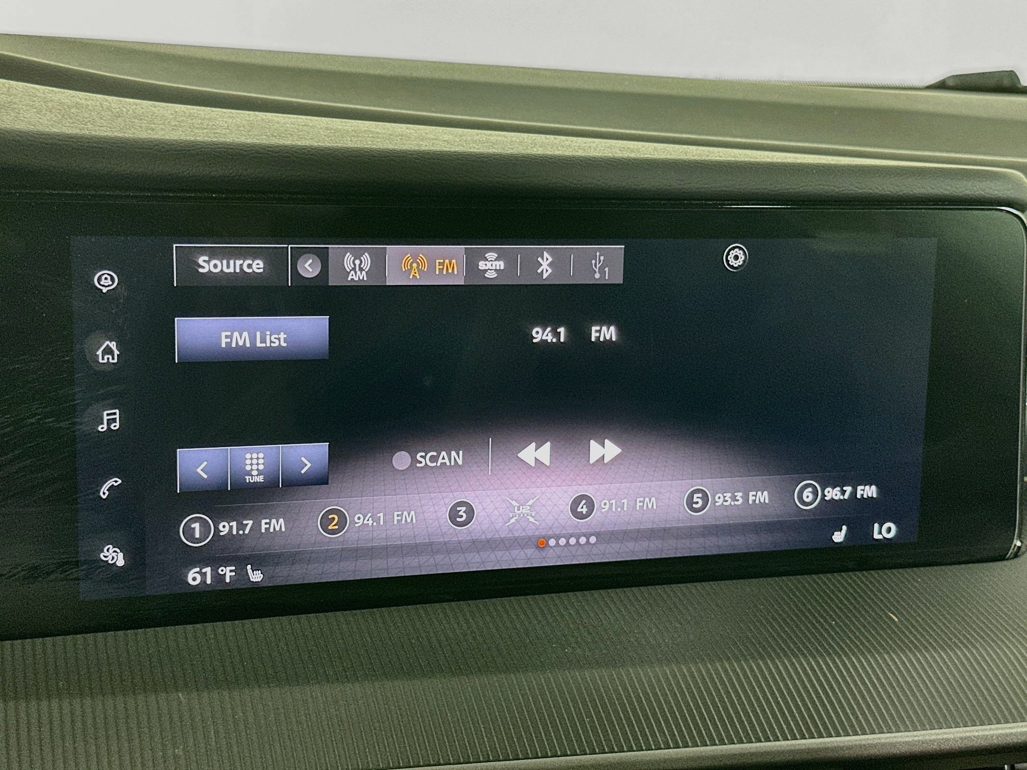 Used 2025 Nissan Murano SV FWD image 21