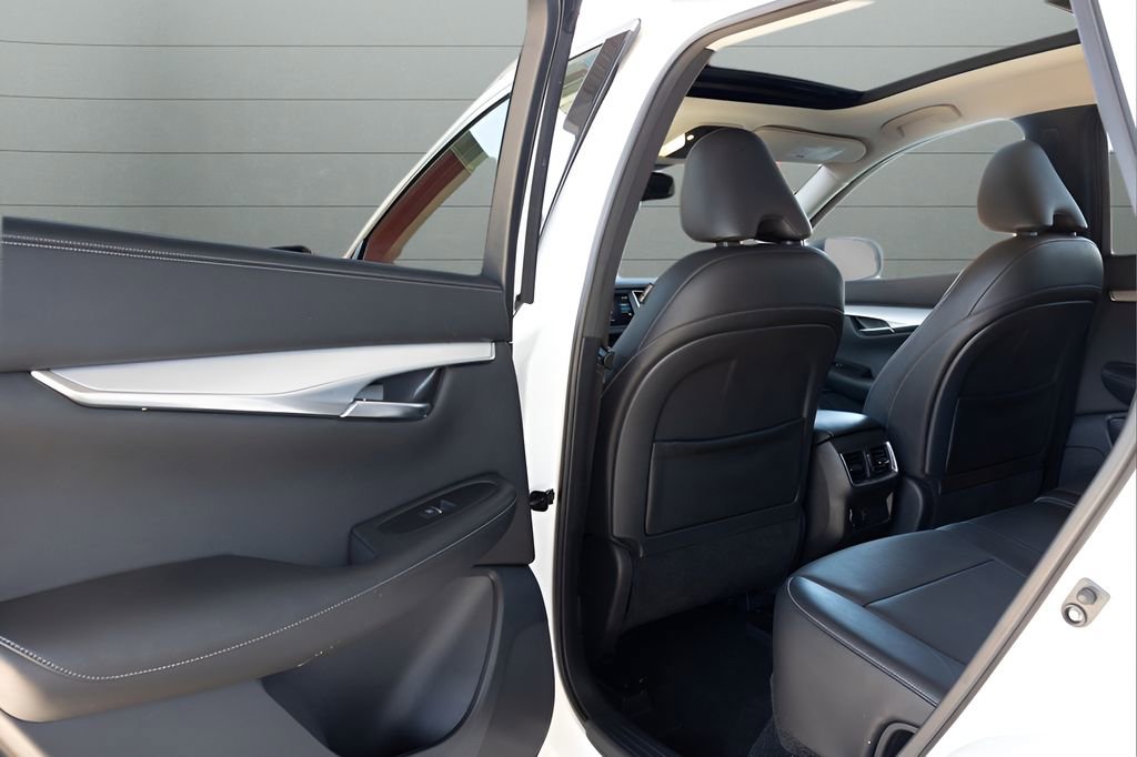 Used 2021 INFINITI QX50 Luxe AWD/4WD image 48