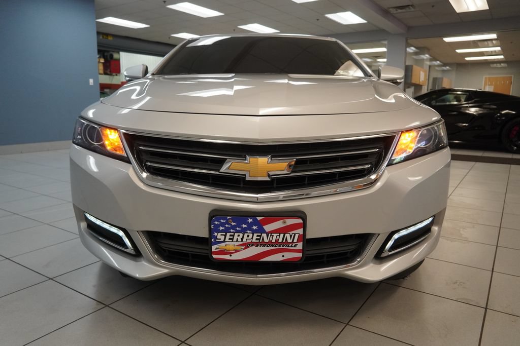 Used 2018 Chevrolet Impala LT FWD image 12