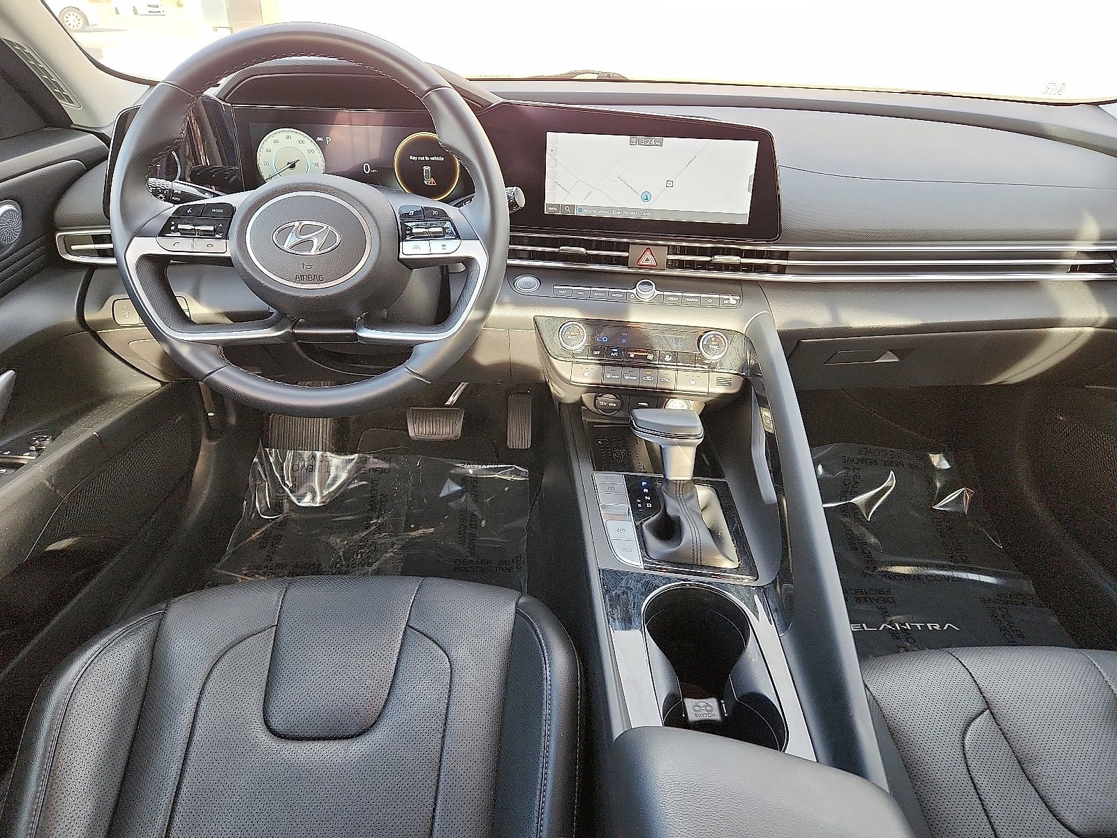 Used 2023 Hyundai Elantra Limited image 10