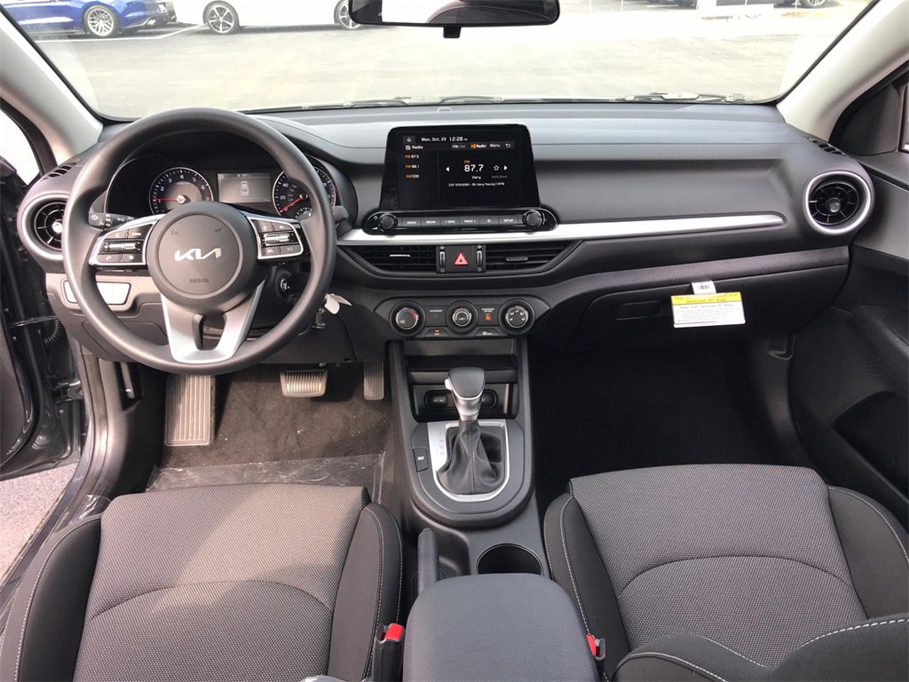 New 2024 Kia Forte LXS w/ LXS Technology Package image 10