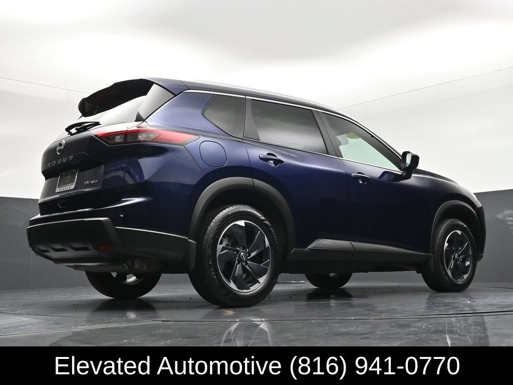 Used 2024 Nissan Rogue SV w/ SV Premium Package AWD/4WD image 29