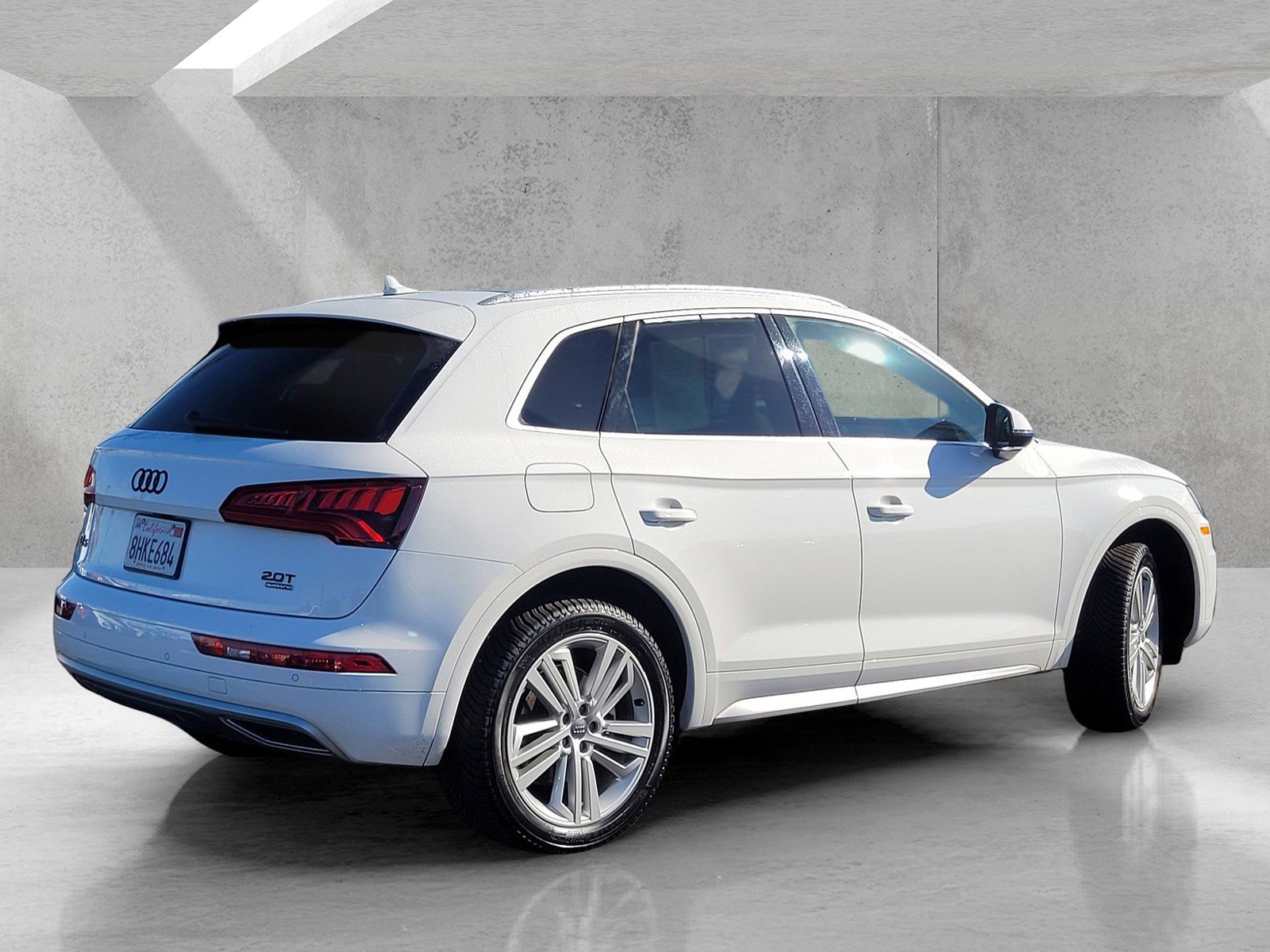 Used 2018 Audi Q5 2.0T Premium Plus w/ Premium Plus Package image 4