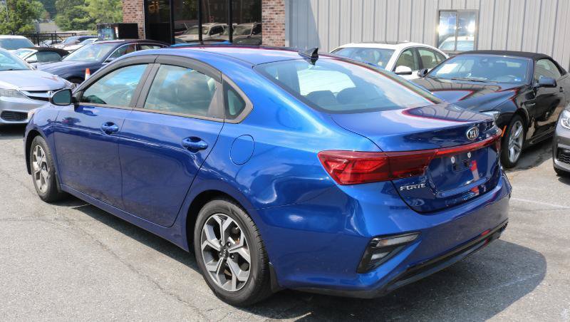 Used 2020 Kia Forte LXS FWD image 3