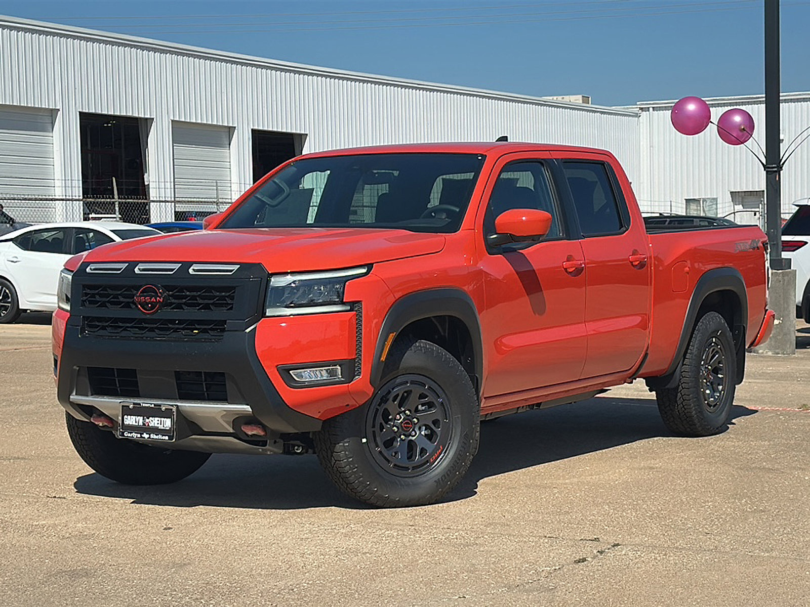 New 2026 Nissan Frontier PRO-4X w/ Pro-4x Convenience Package image 2