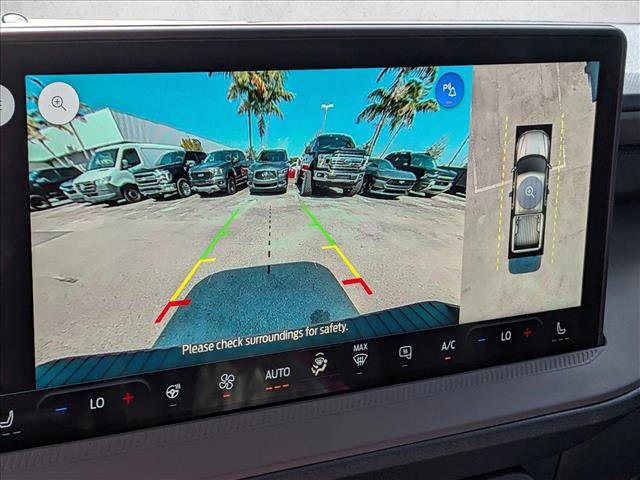 Used 2025 Ford Maverick Lobo AWD/4WD image 12