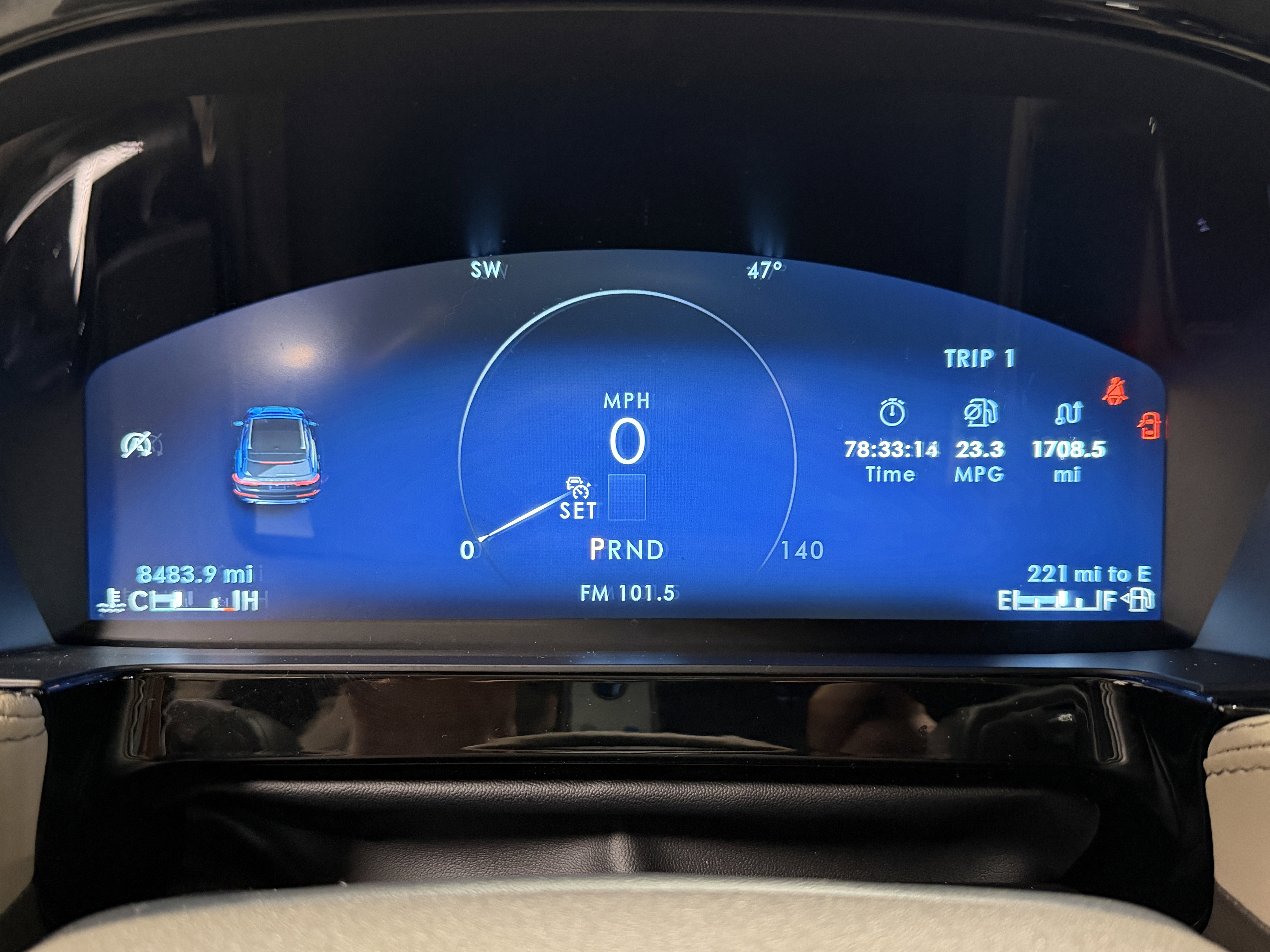 Used 2023 Lincoln Corsair Reserve w/ Equipment Group 201A image 16