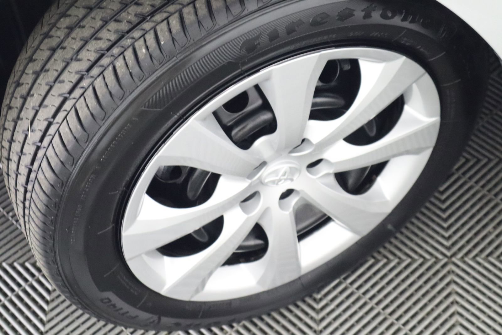 Used 2025 Toyota Corolla LE image 48