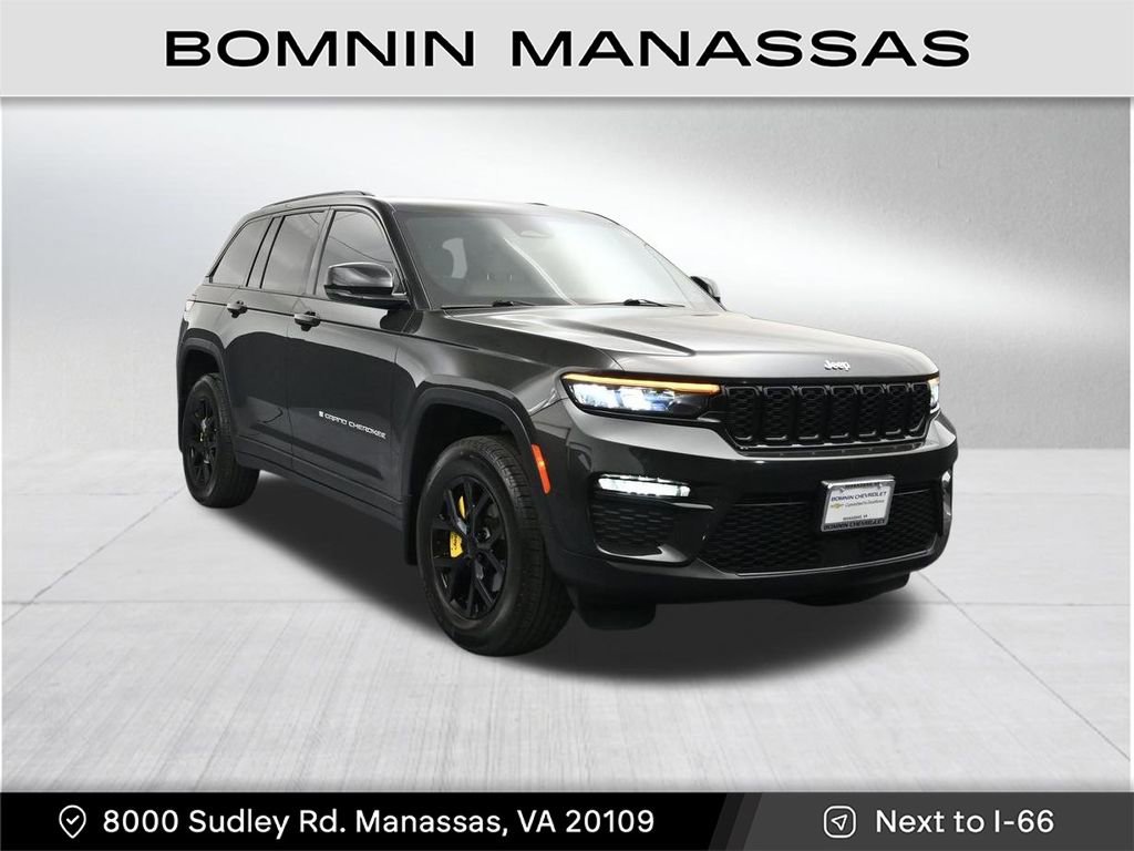 Used 2024 Jeep Grand Cherokee Limited w/ Trailer Tow Package AWD/4WD image 7