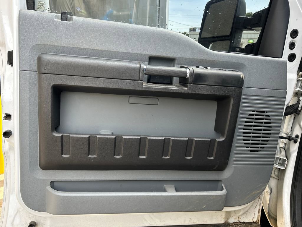 Used 2015 Ford F250 XL w/ Power Equipment Group AWD/4WD image 7