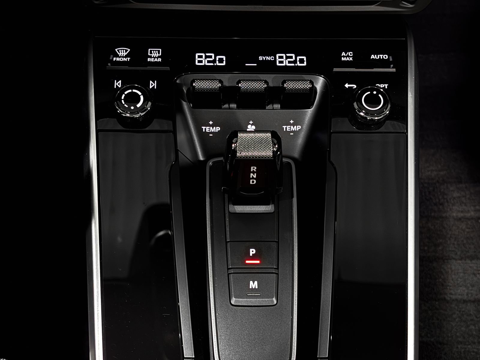 Used 2022 Porsche 911 Turbo S image 39