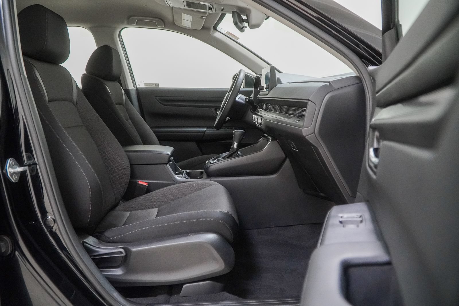 Used 2023 Honda CR-V LX image 32