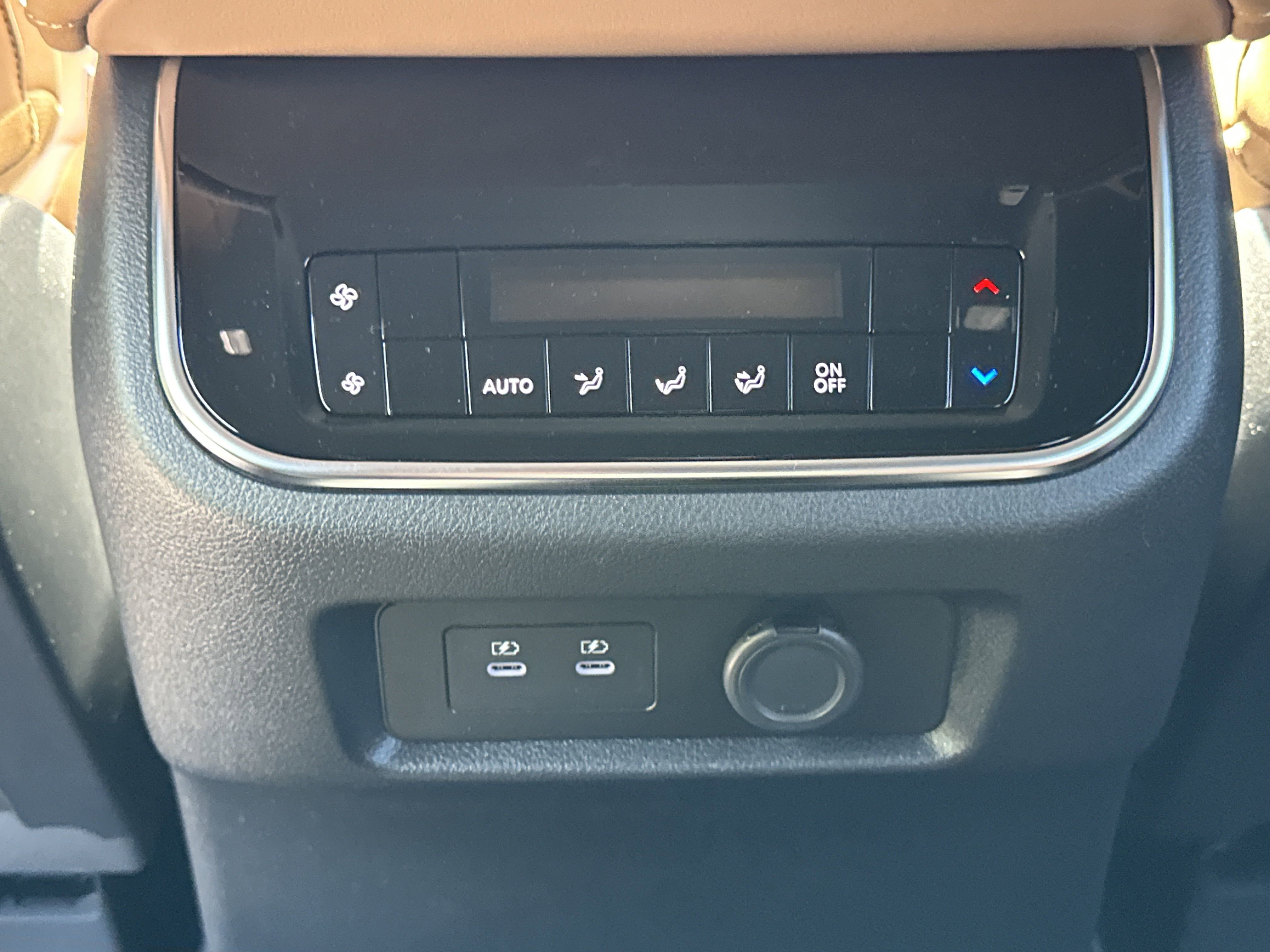 New 2025 Nissan Armada SL w/ Captain's Chari Seat Package image 25