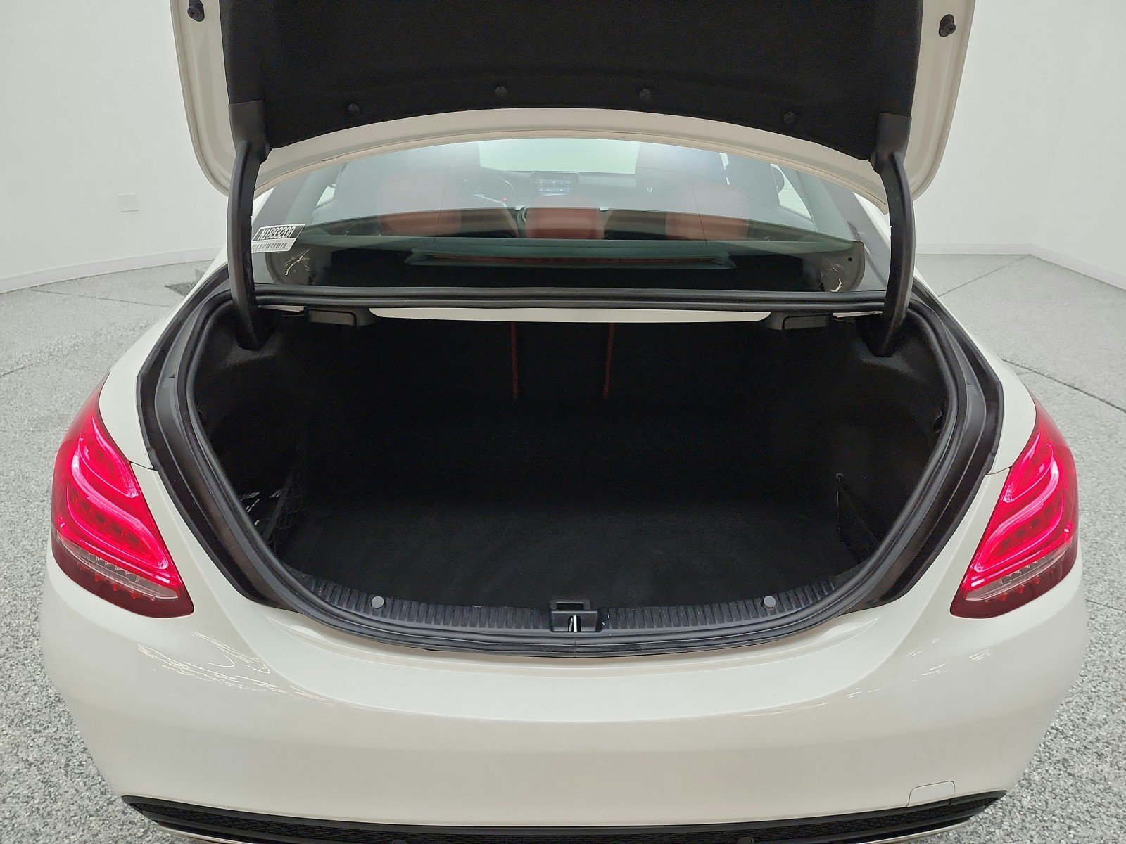 Used 2018 Mercedes-Benz C 300 Sedan image 18