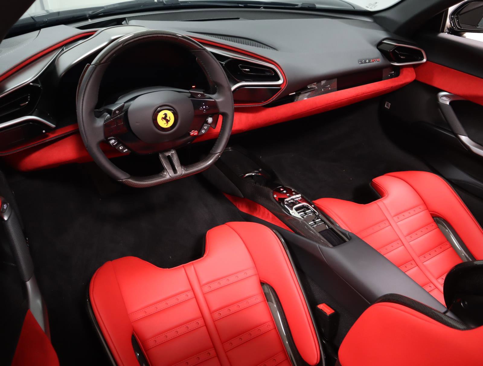 Used 2025 Ferrari 296 GTS RWD image 17