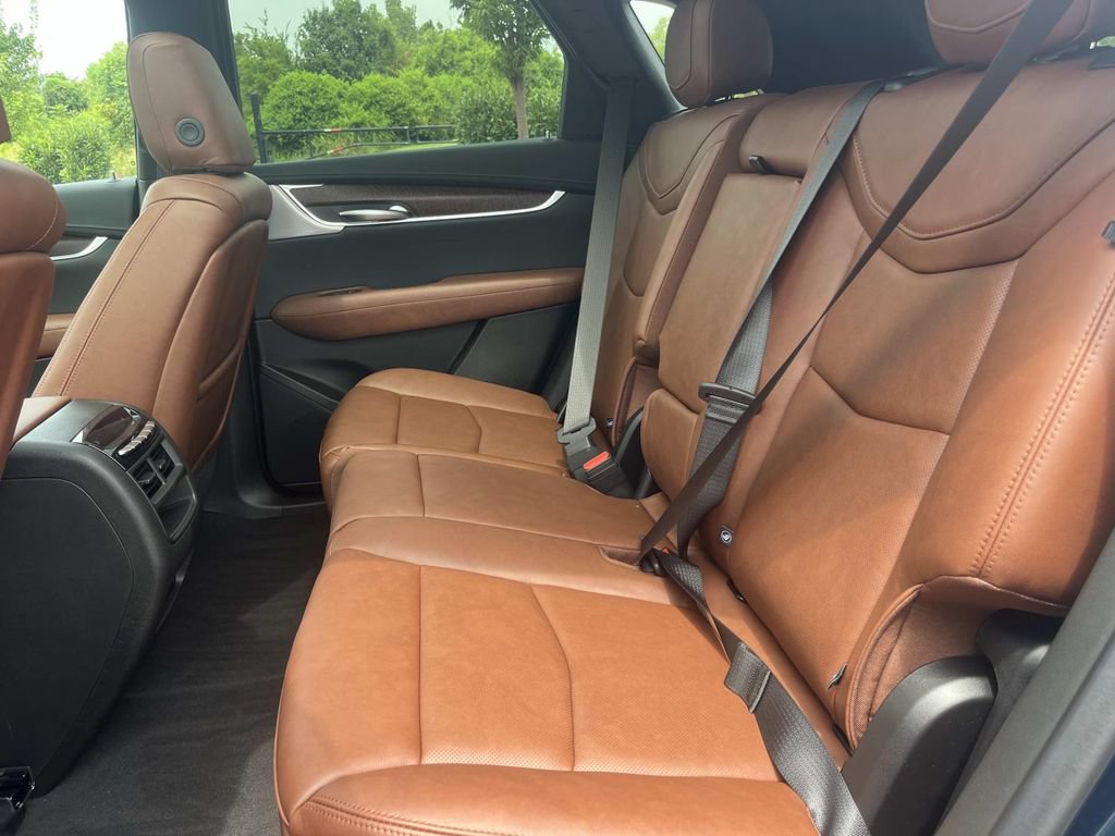 New 2026 Cadillac XT5 Premium Luxury w/ Driver Assist Package AWD/4WD image 16