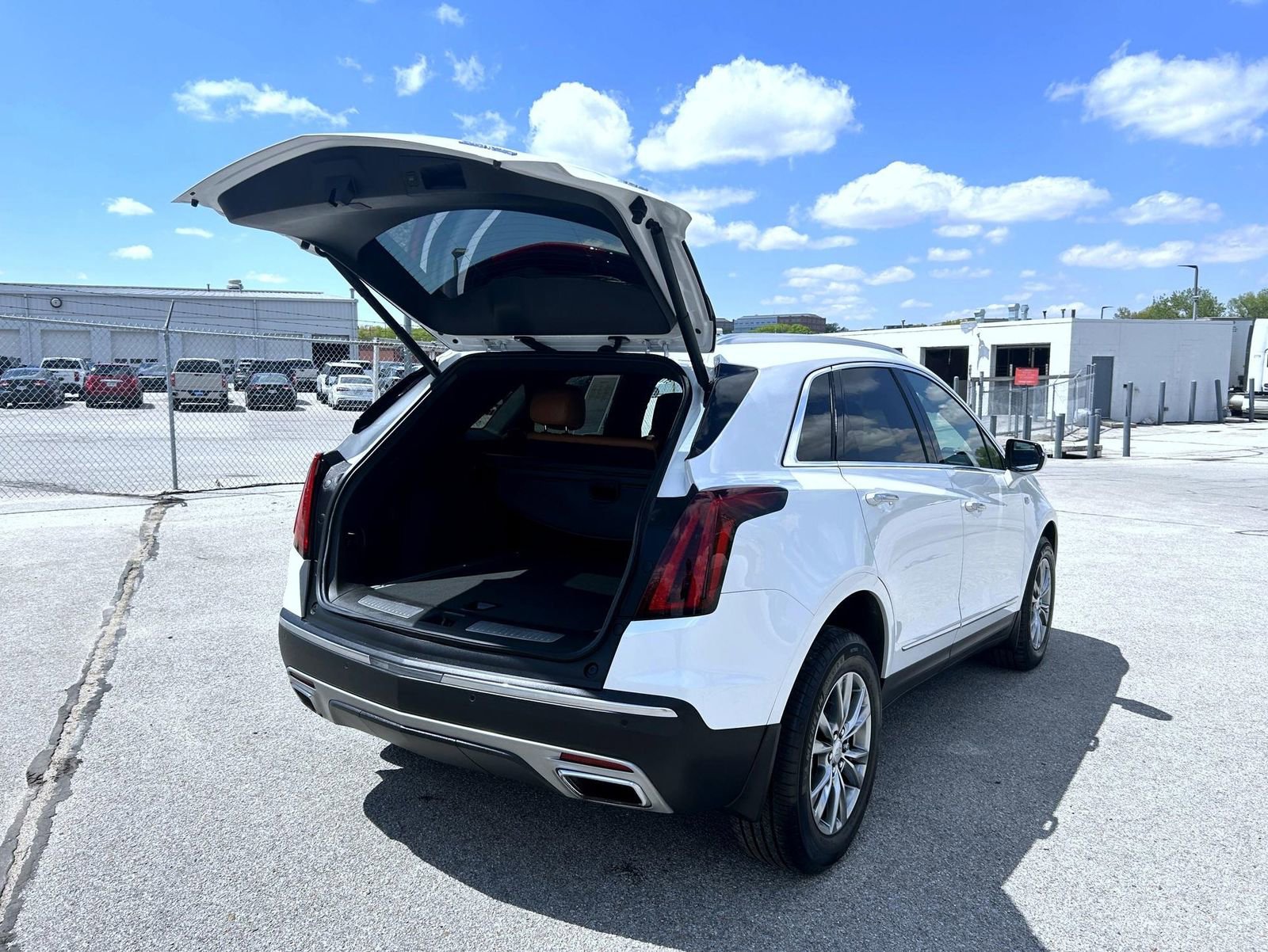 Certified 2023 Cadillac XT5 Premium Luxury AWD/4WD image 22