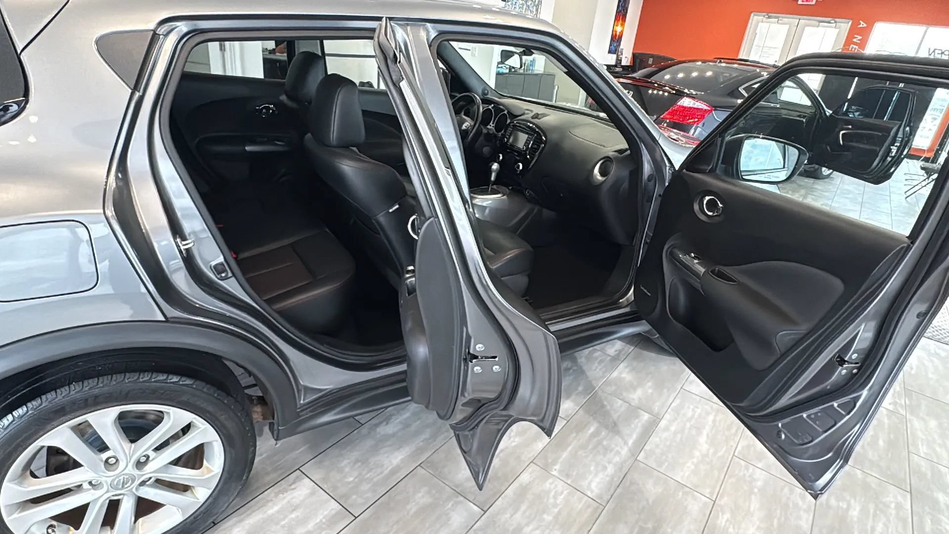 Used 2016 Nissan Juke SL AWD/4WD image 17