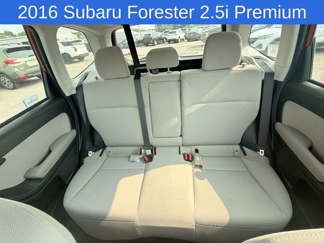 Used 2016 Subaru Forester 2.5i Premium w/ All-Weather Package AWD/4WD image 14