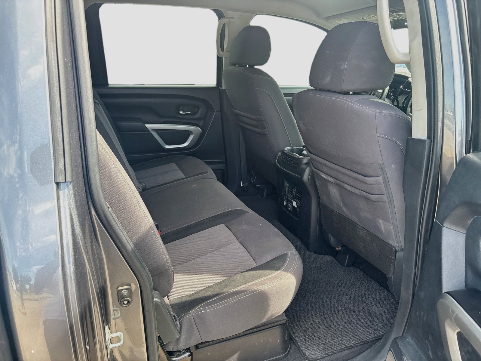 Used 2021 Nissan Titan SV w/ SV Convenience Package AWD/4WD image 27