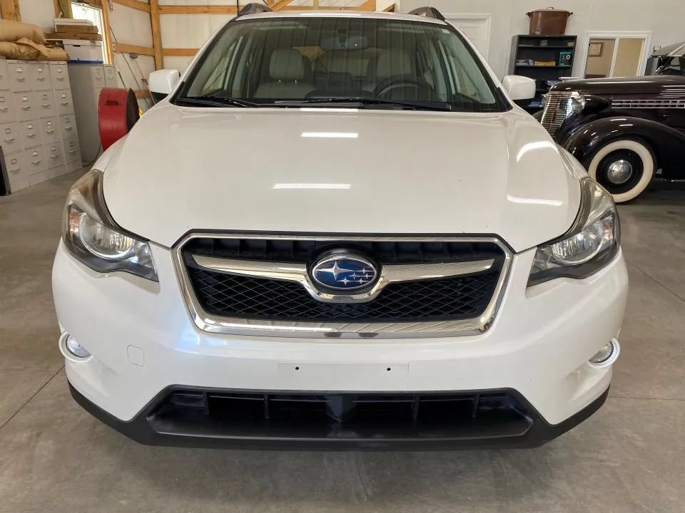 Used 2014 Subaru Crosstrek 2.0i Limited AWD/4WD image 2