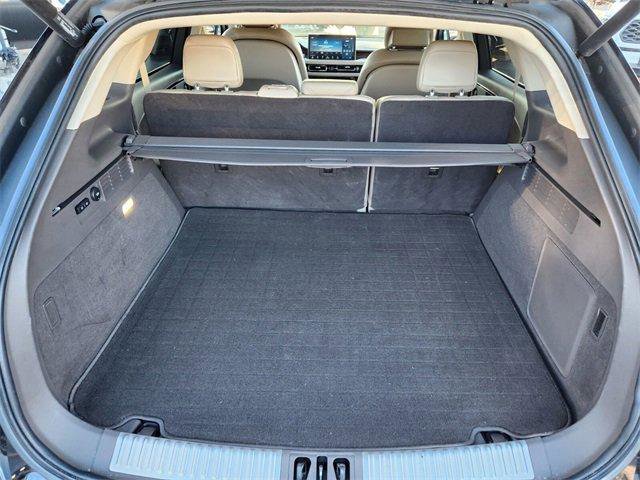 Used 2021 Lincoln Nautilus Reserve w/ Equipment Group 201A image 13