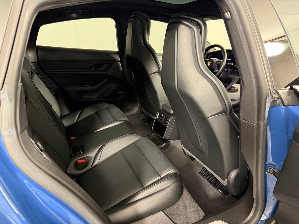 Certified 2022 Porsche Taycan 4S AWD/4WD image 17