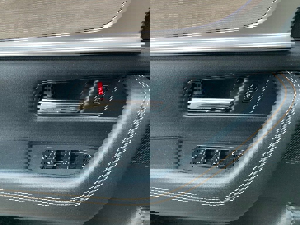 Used 2024 MAZDA CX-90 3.3 Turbo w/ Preferred Plus image 13