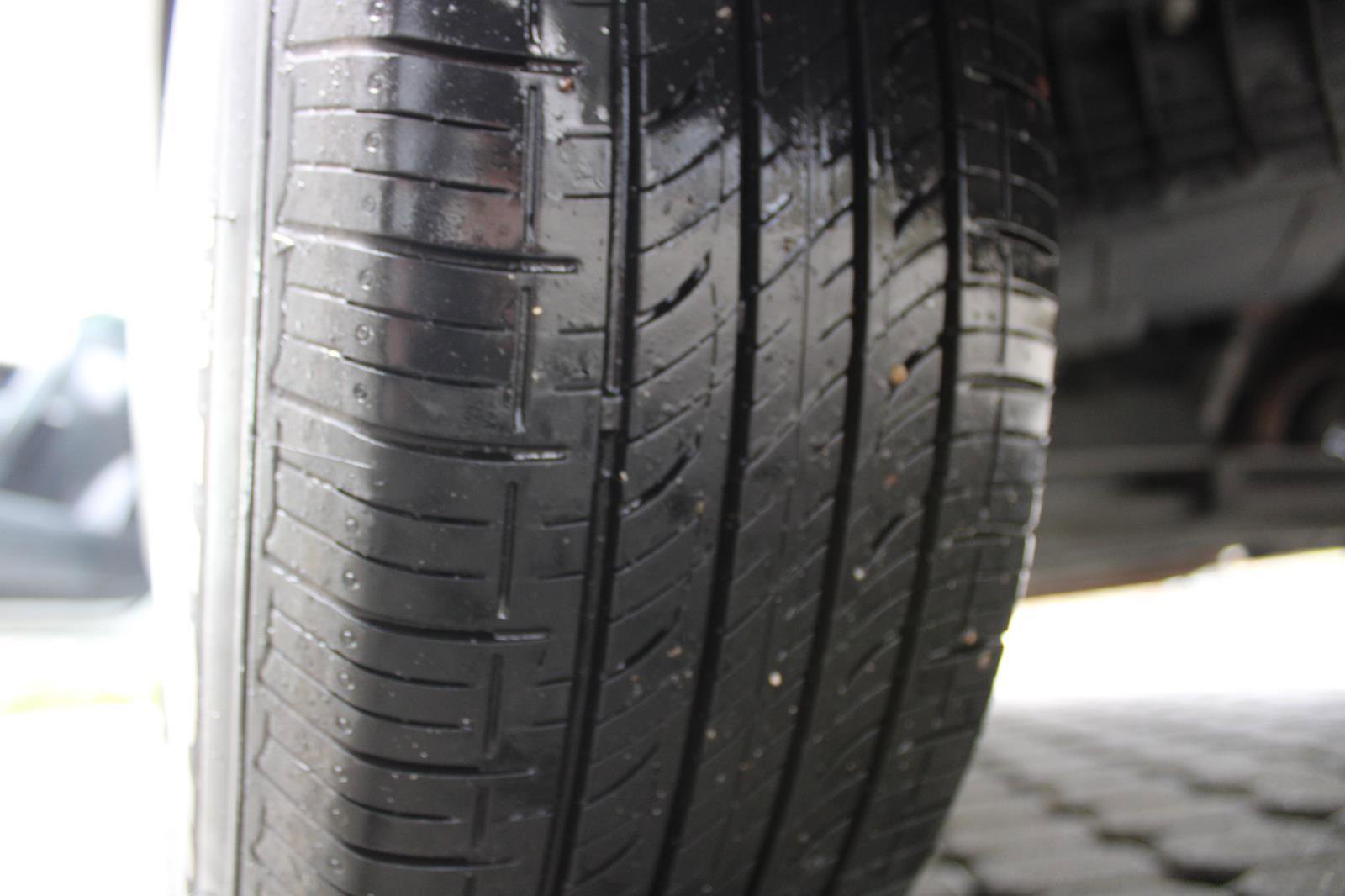 Used 2014 Toyota Corolla LE image 13