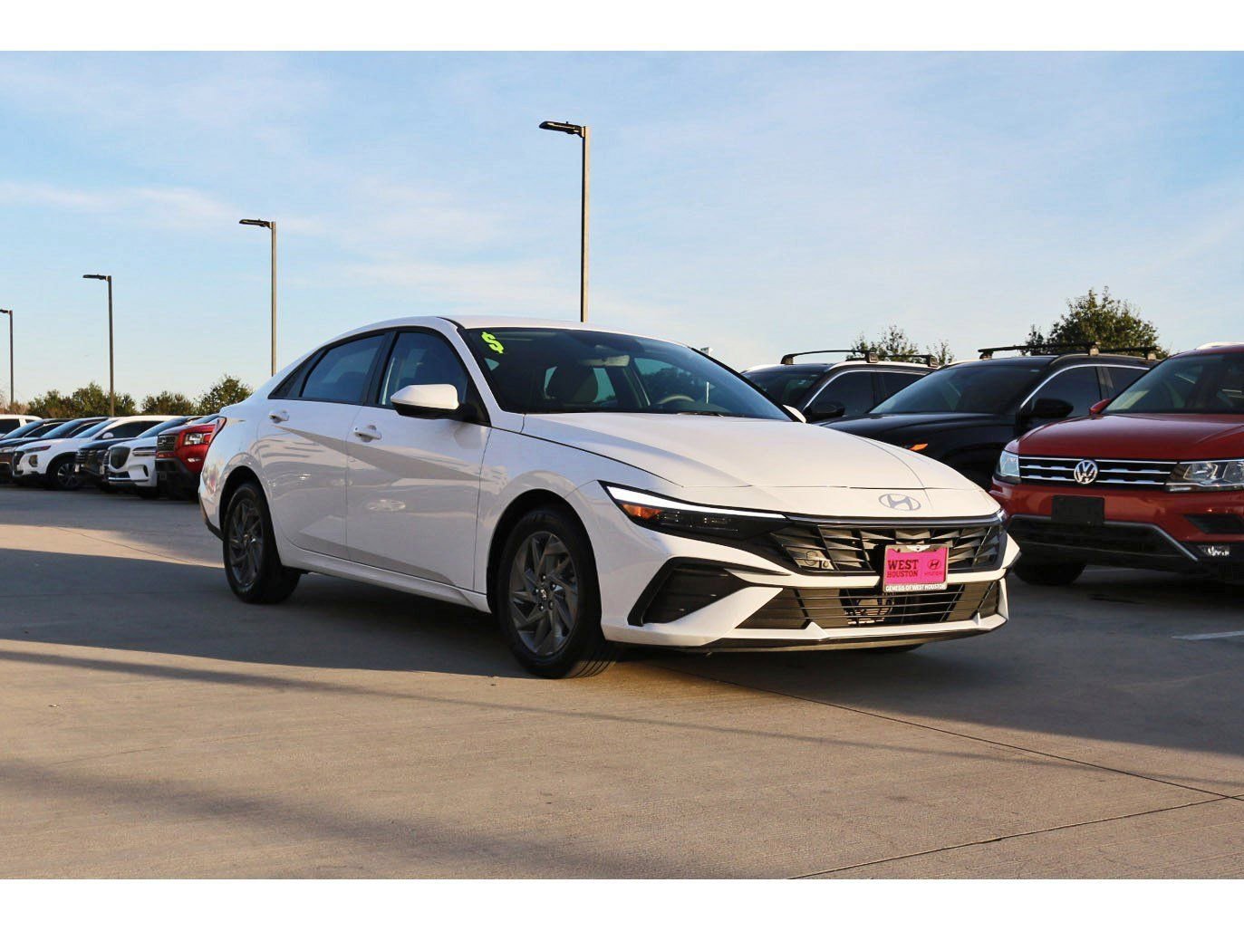 Certified 2025 Hyundai Elantra Blue