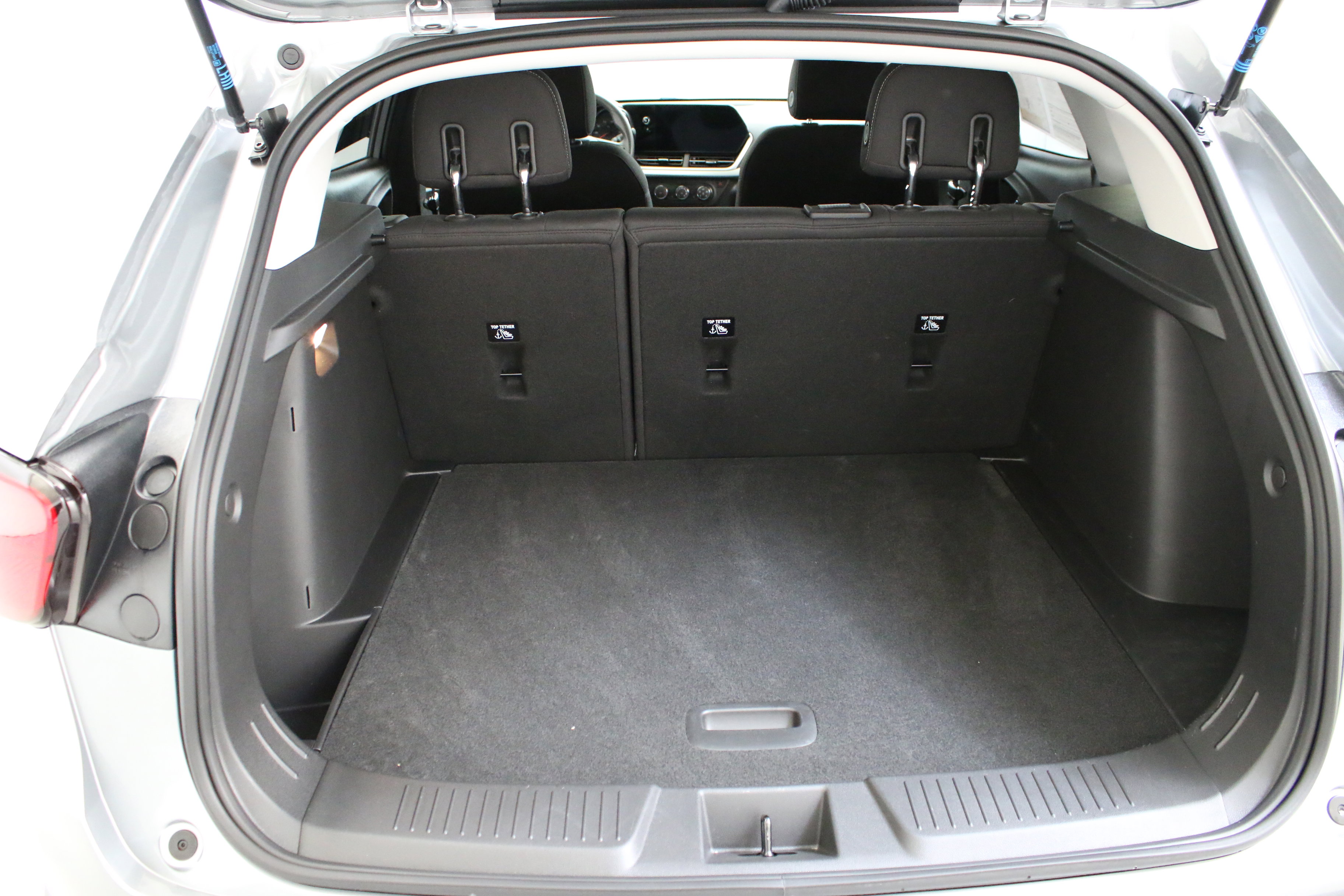 Certified 2024 Chevrolet Trax LS w/ LS Convenience Package FWD image 29
