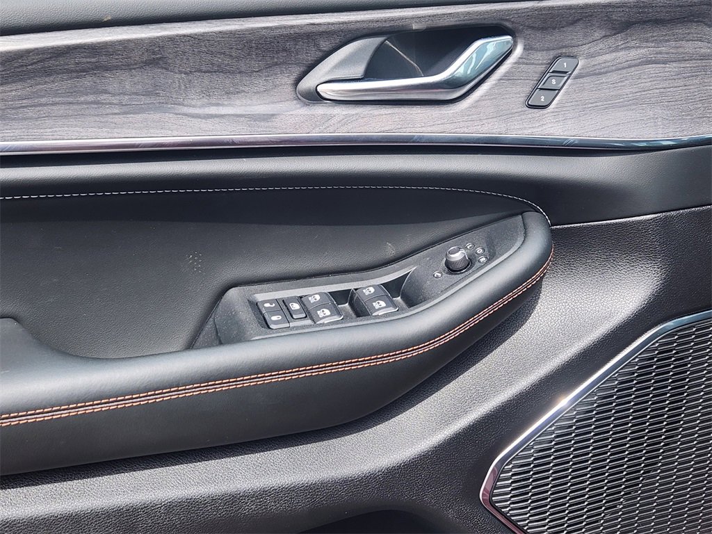 New 2025 Jeep Grand Cherokee Overland w/ Trailer Tow Package image 18