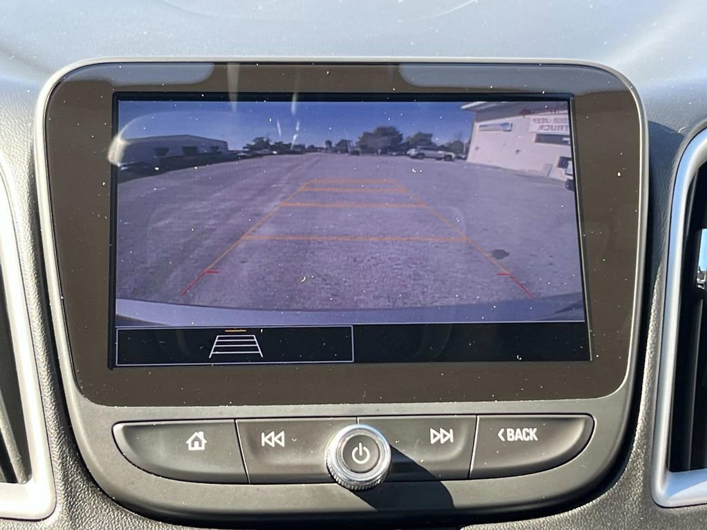 Used 2022 Chevrolet Malibu LT image 24