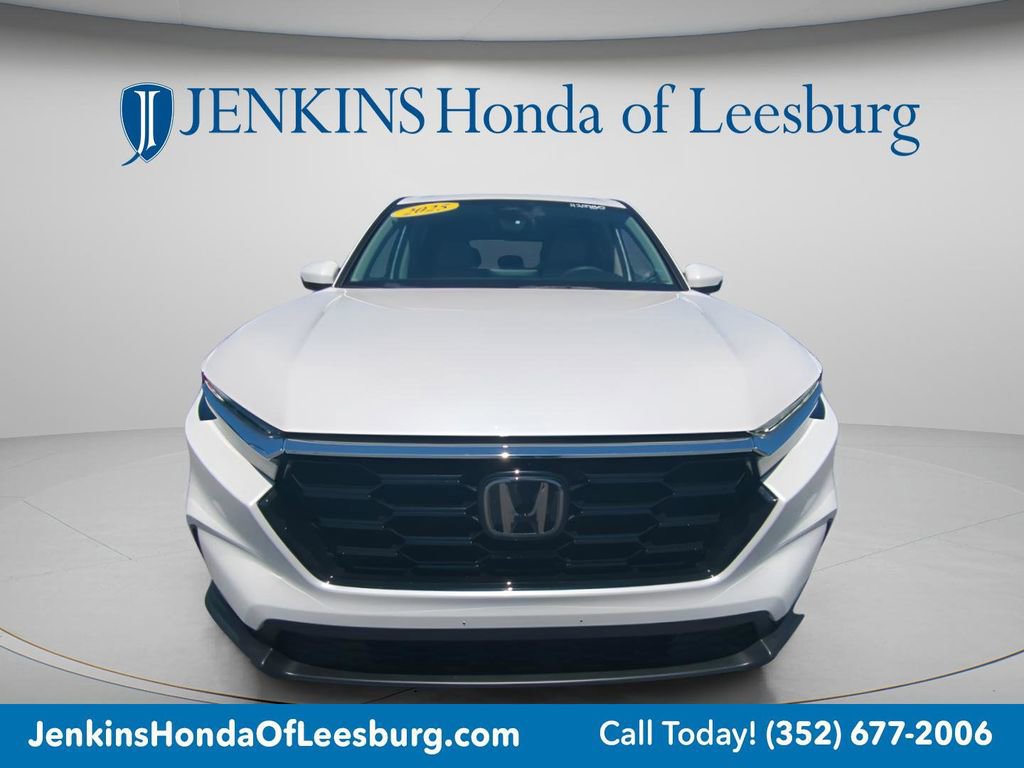 Used 2025 Honda CR-V EX image 9