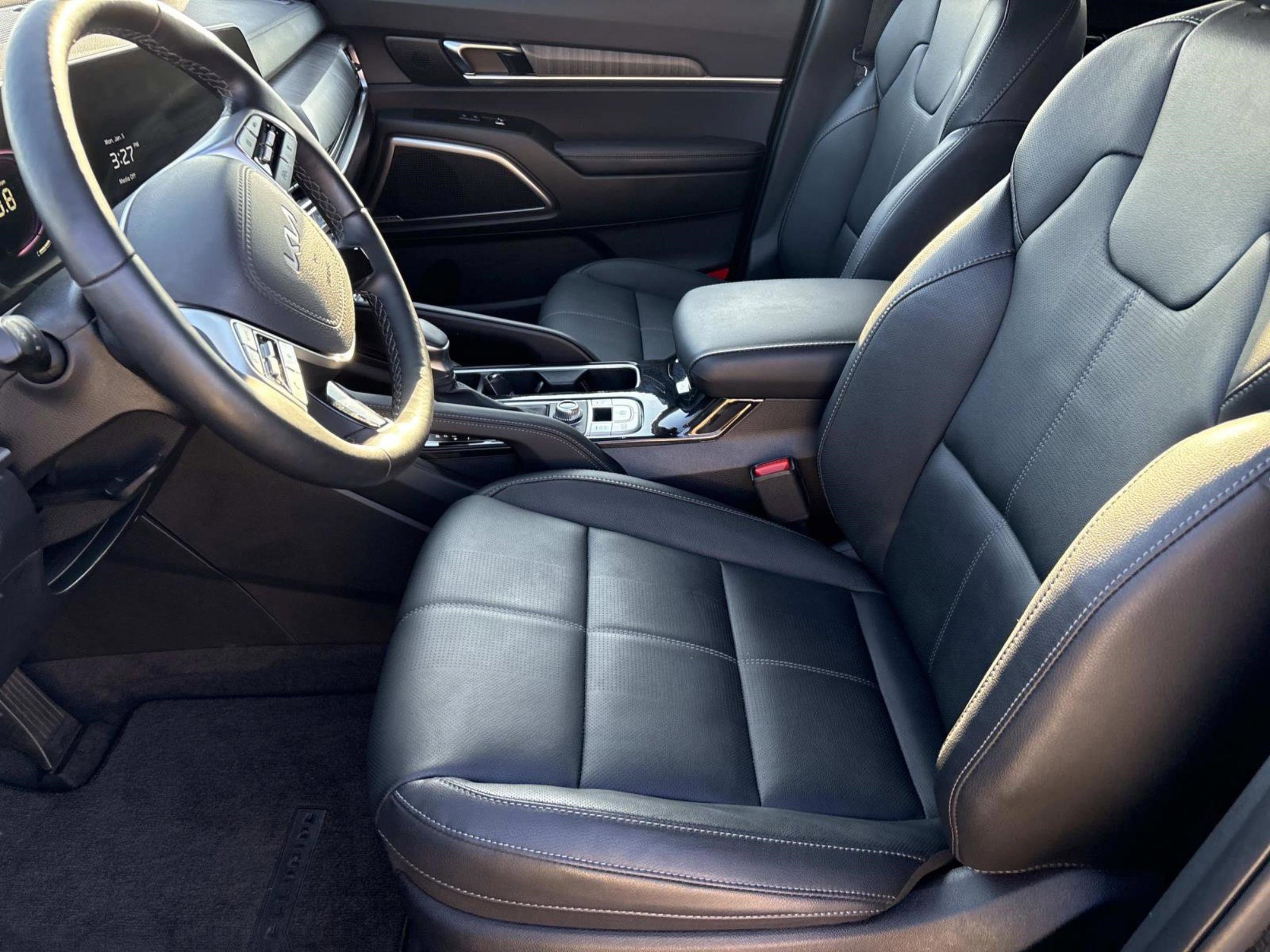 Used 2025 Kia Telluride EX image 20