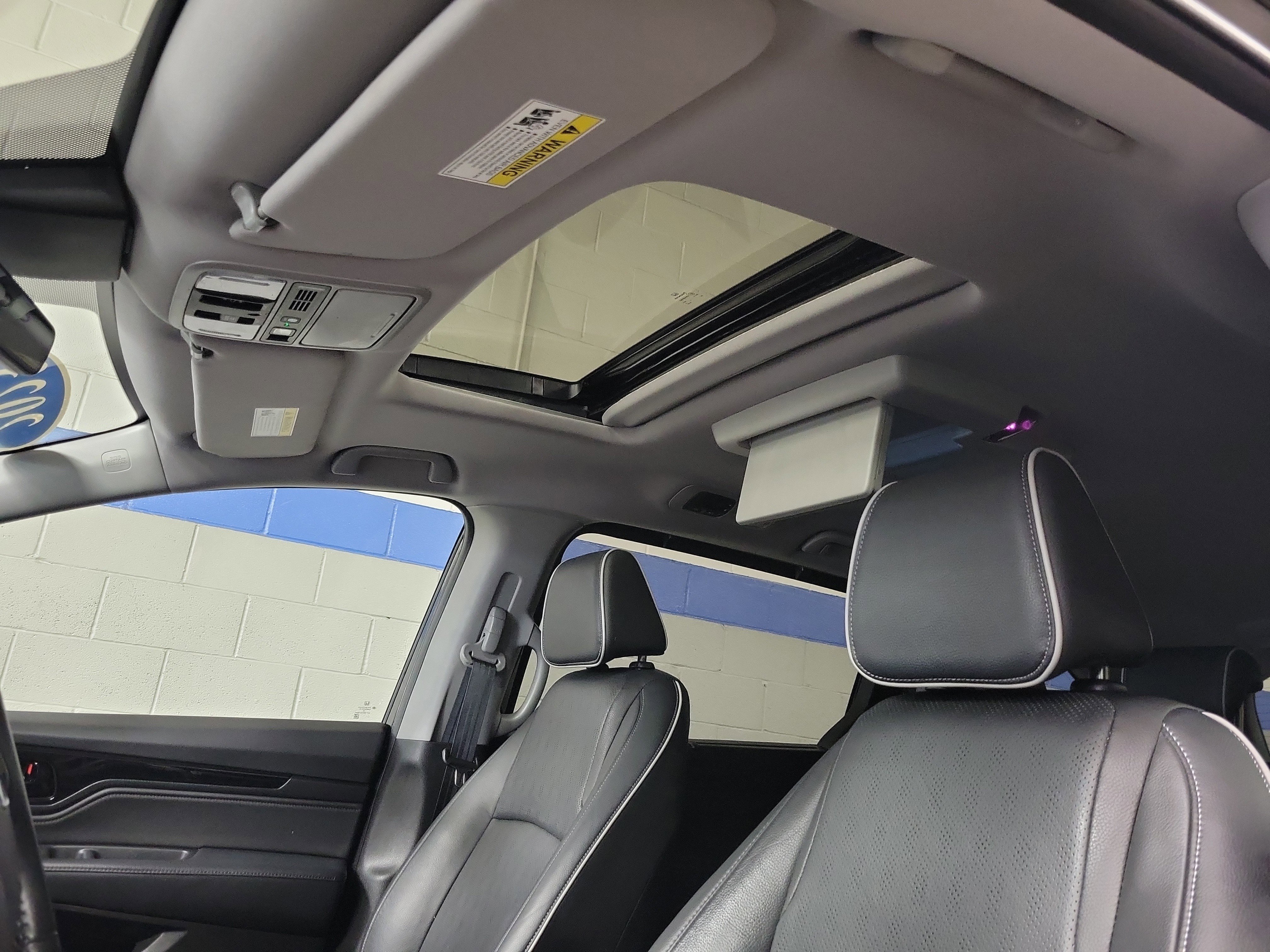 Certified 2023 Honda Odyssey Elite image 23