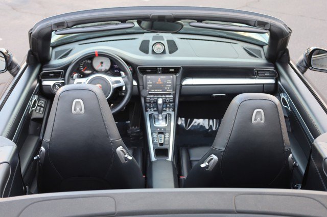 Used 2014 Porsche 911 Carrera S RWD image 16